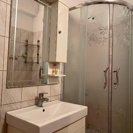 Charming Flat Getaway Daire *