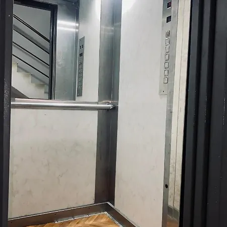 Charming Flat Getaway Apartman *