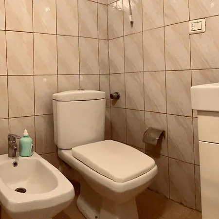 Lejlighed Charming Flat Getaway Berat