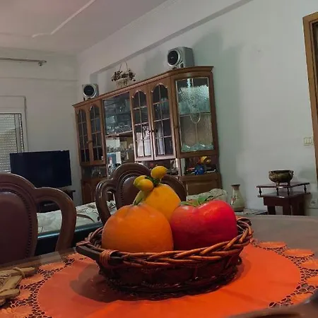 Daire Charming Flat Getaway Berat