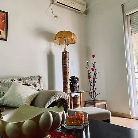 Lejlighed Charming Flat Getaway Berat